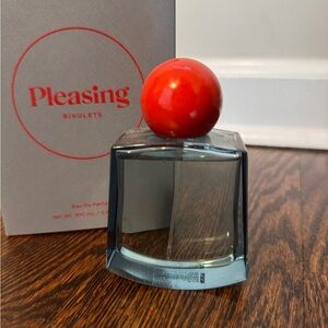 Pleasing Rivulets Perfume with Red Cap